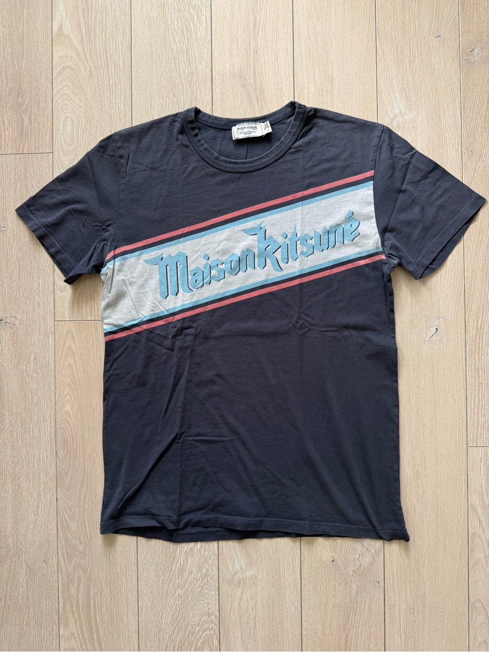 Maison Kitsune Graphic T Shirt in Navy Men’s Size Small